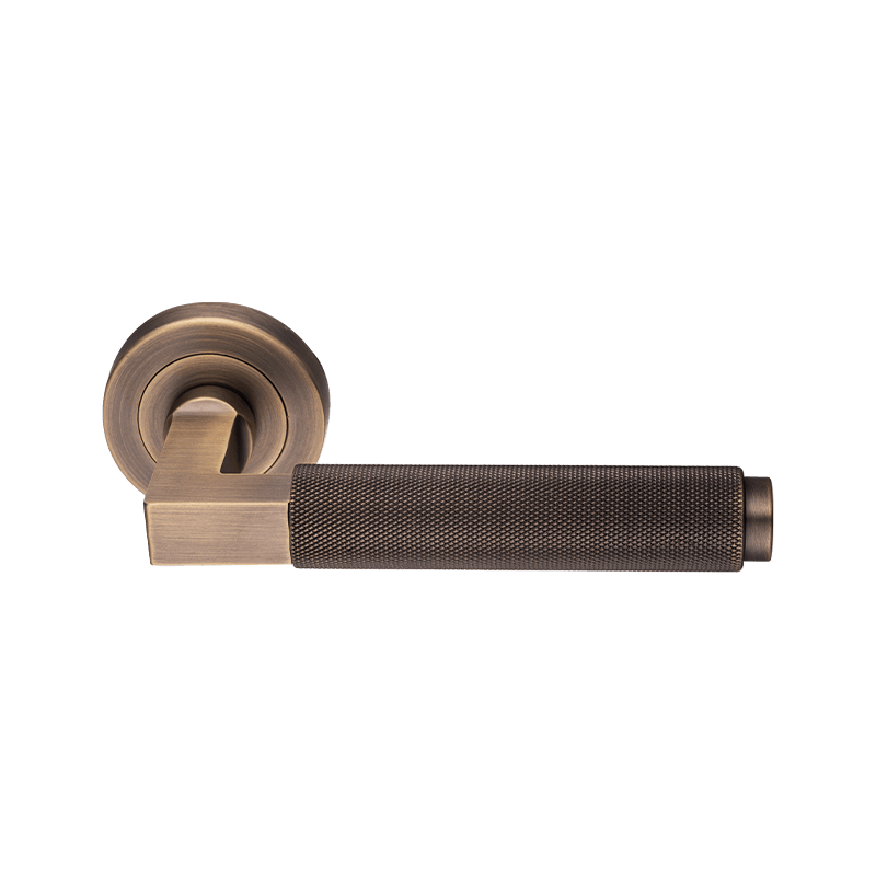Aluminium Rollled Hebel -Türgriff auf Rose Antique Messing